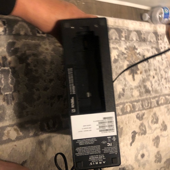 Xfinity Arris TG1682G Dual Band Wireless 802.11ac Cable Modem Router w/ Cord - Picture 10 of 16